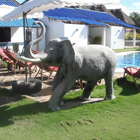 Pat Pat Guesthouse Sihanoukville Exterior photo
