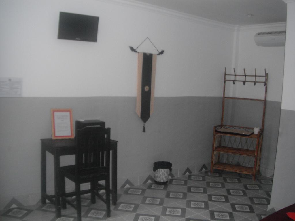 Pat Pat Guesthouse Sihanoukville Room photo