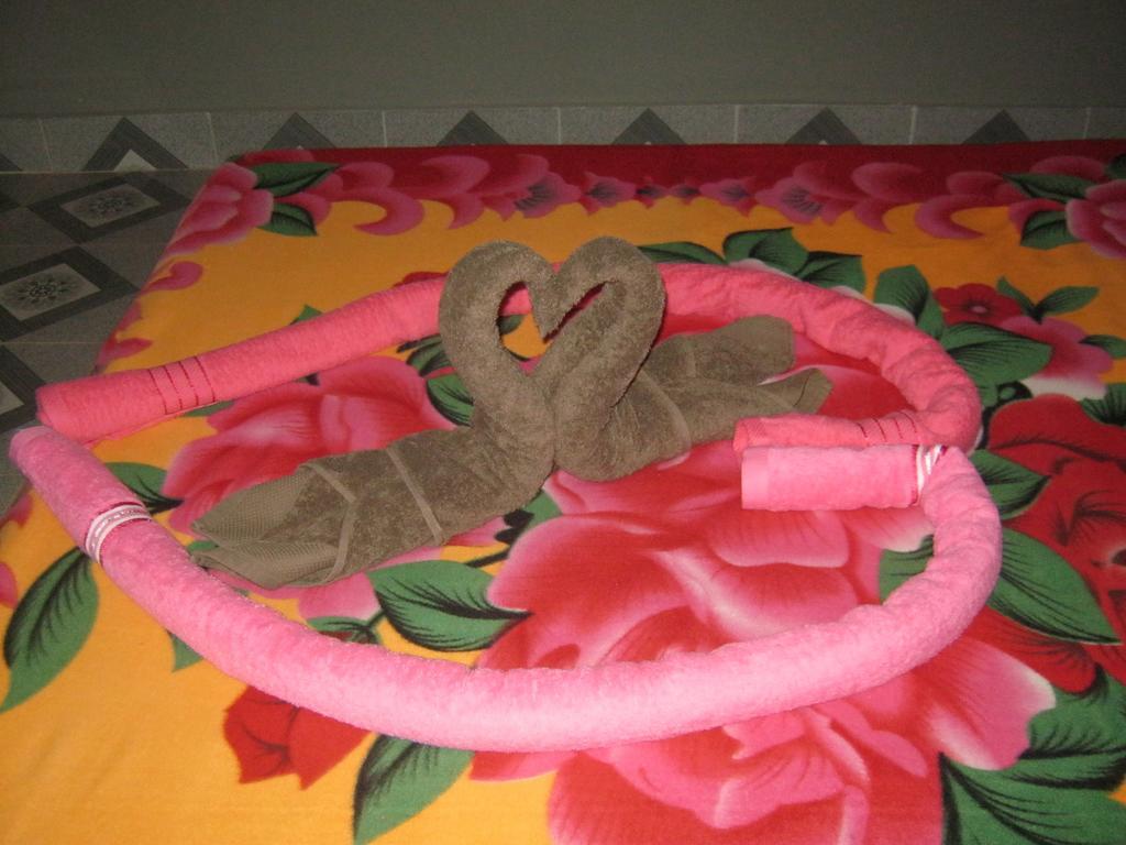 Pat Pat Guesthouse Sihanoukville Room photo